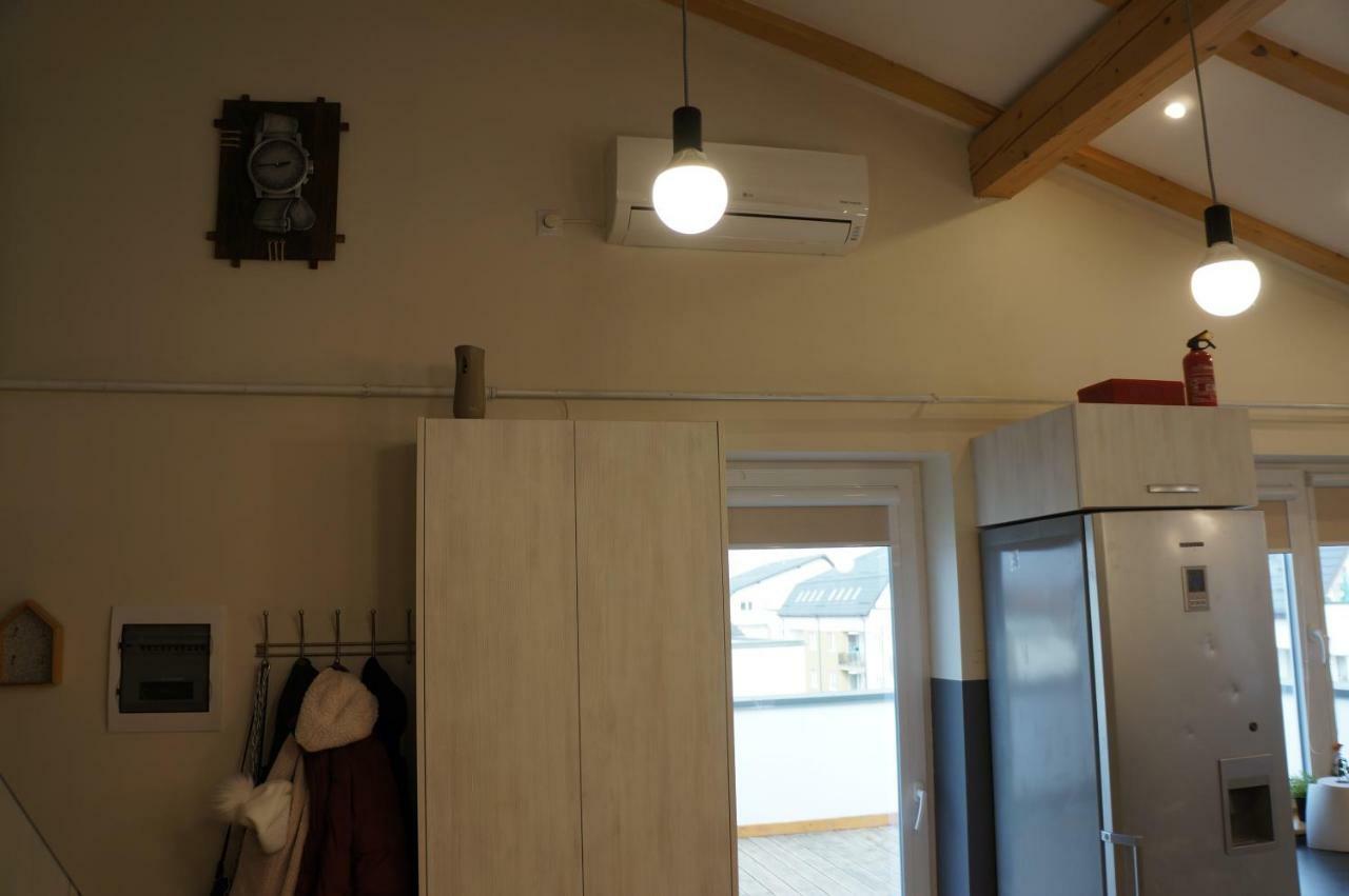 Leisure Apartmens Brasov Lägenhet Exteriör bild
