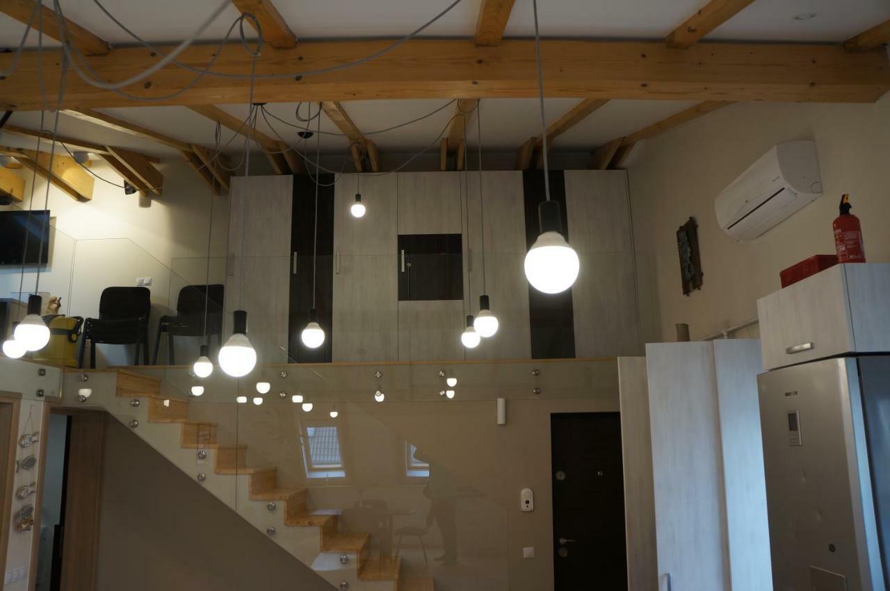 Leisure Apartmens Brasov Lägenhet Exteriör bild