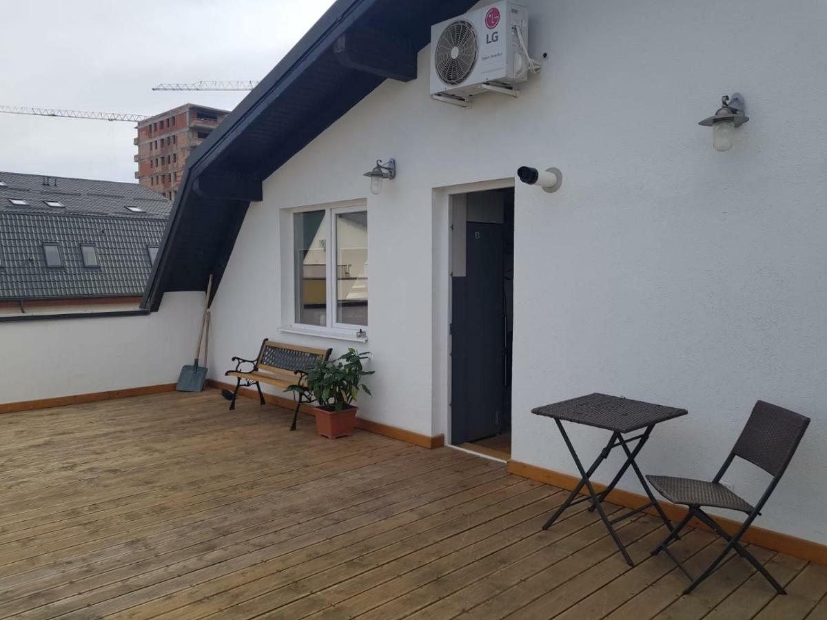 Leisure Apartmens Brasov Lägenhet Exteriör bild