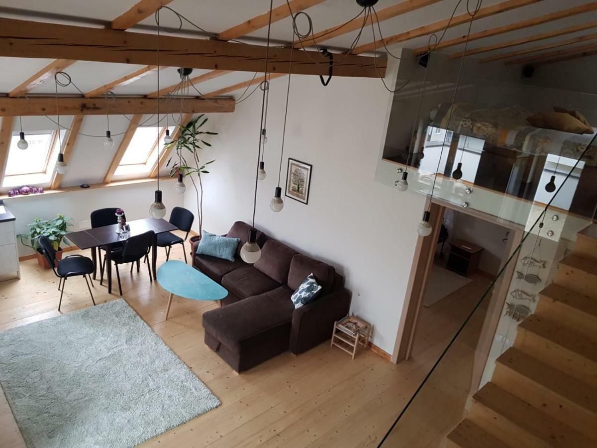 Leisure Apartmens Brasov Lägenhet Exteriör bild