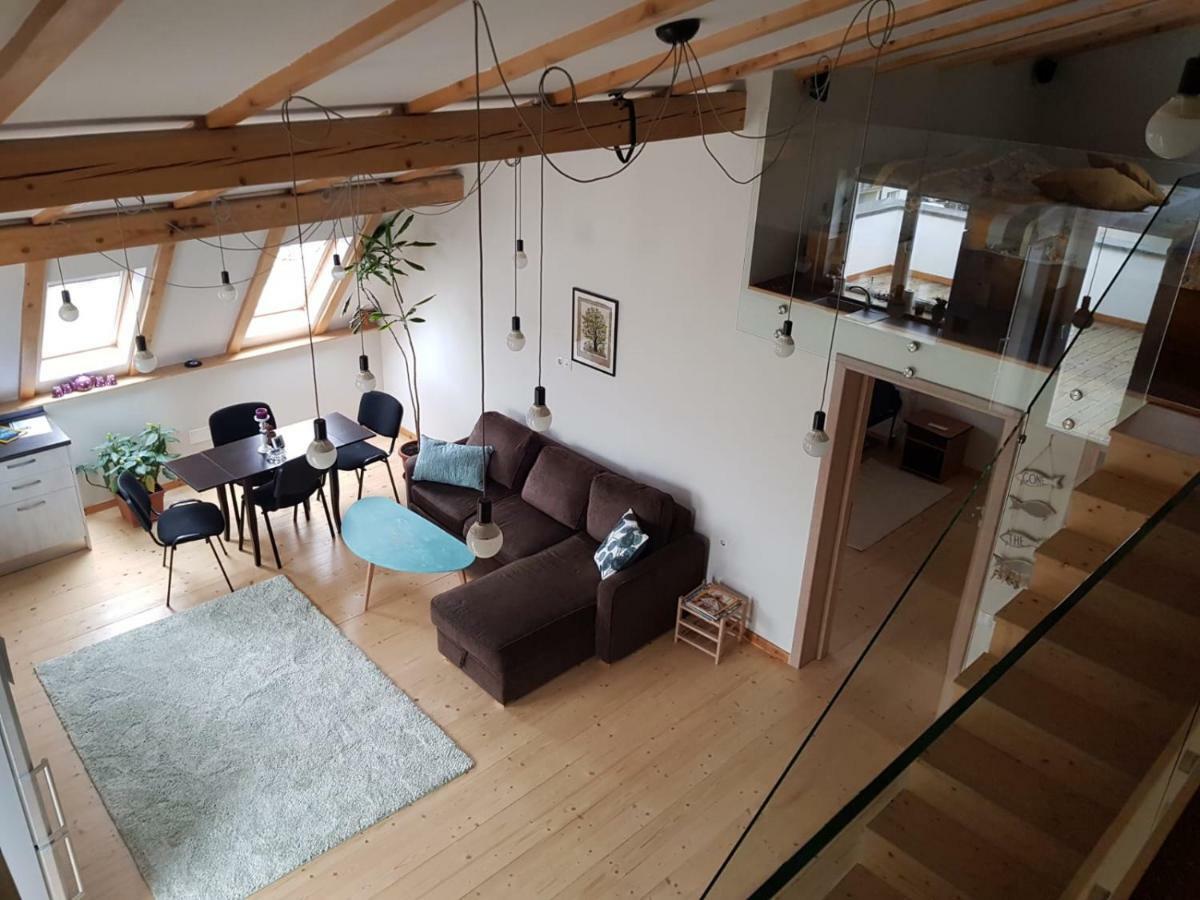 Leisure Apartmens Brasov Lägenhet Exteriör bild